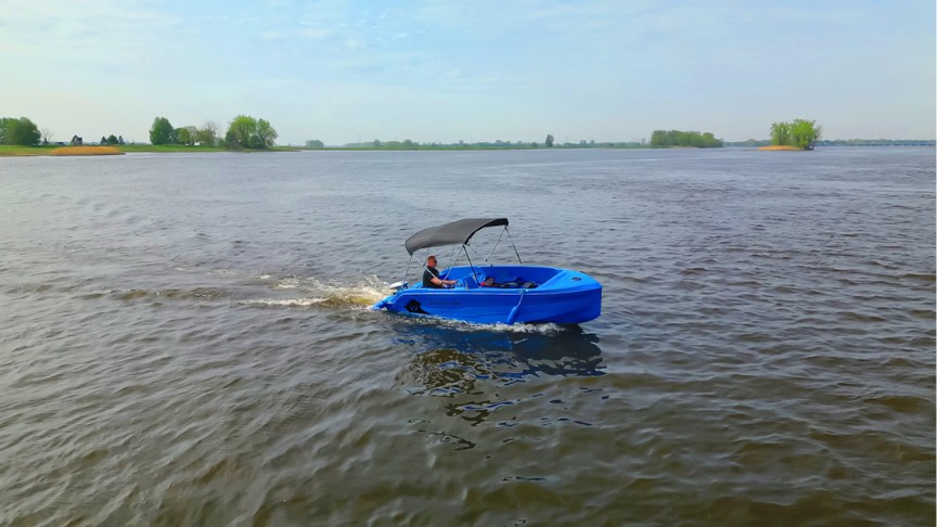 Vision Marine Phantom Boat - On Water In Florida 2